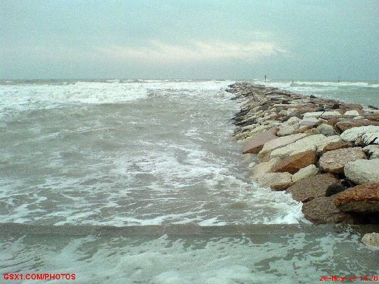 Particolare-mare-mosso.jpg