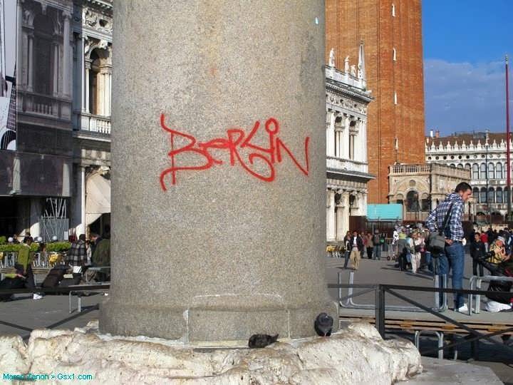 graffiti-on-most-important-landmark.jpg