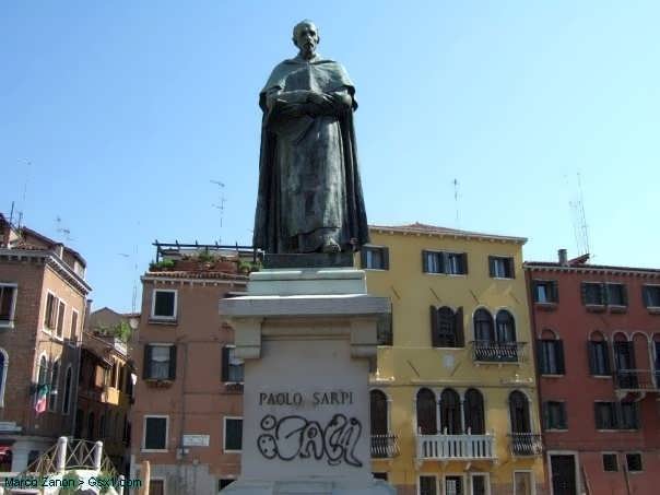 idiots-in-venice.jpg