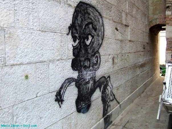ugly-graffiti-inVenice.jpg