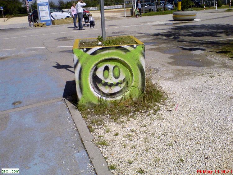 Angolo_Viale-dei-Ginepri-Via-Marinella.jpg