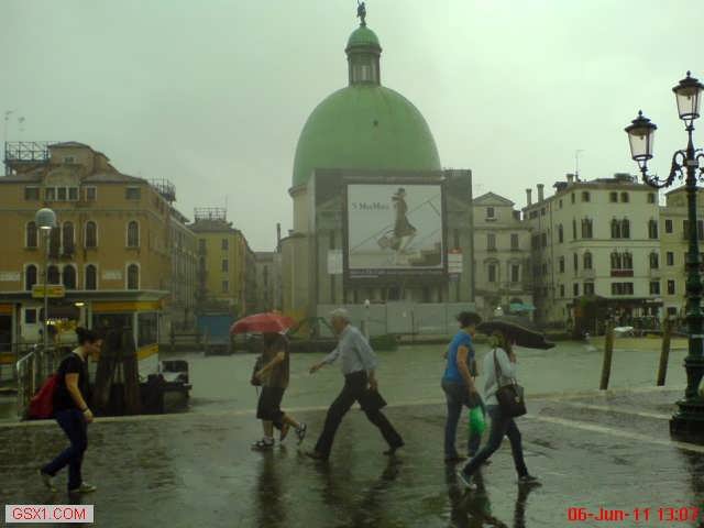 CanalGrandeOutsideTrain-Station-Venice.jpg