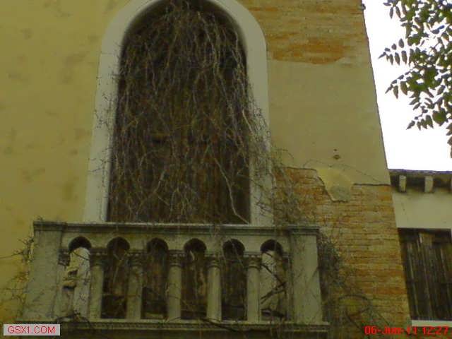 ForgottenVeniceWindow.jpg
