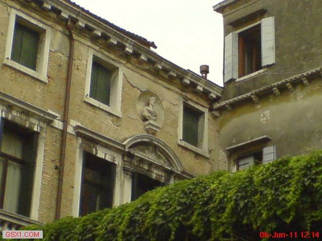 Home-in-Venice.jpg