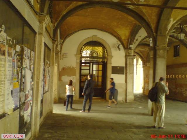 Law-Courts-Venice.jpg
