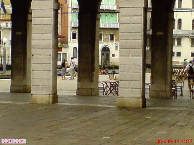Outside-The-LawCourt-Venice.jpg