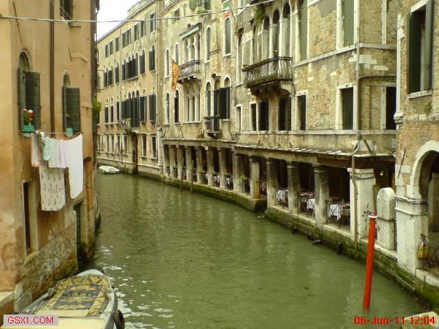 OutsideDining-Room.jpg