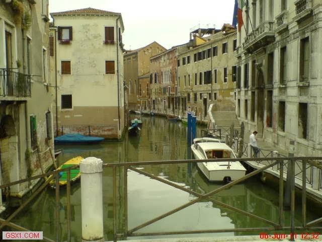 Parked-Boats.jpg