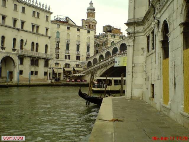 Rialto-fromBehind-theLaw-Courts.jpg