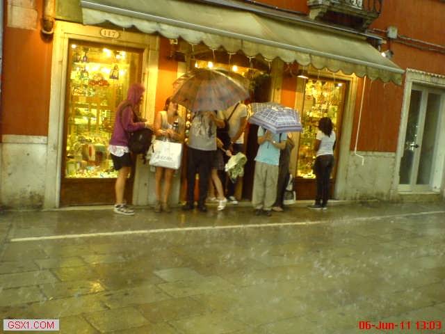 Soakingfondamenta-scalzi-Venice.jpg