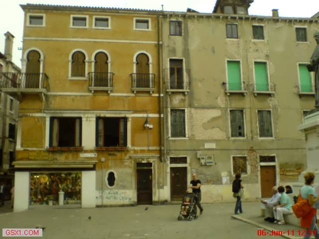 VeniceHomes.jpg