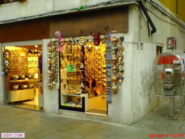 VeniceMasksShop.jpg