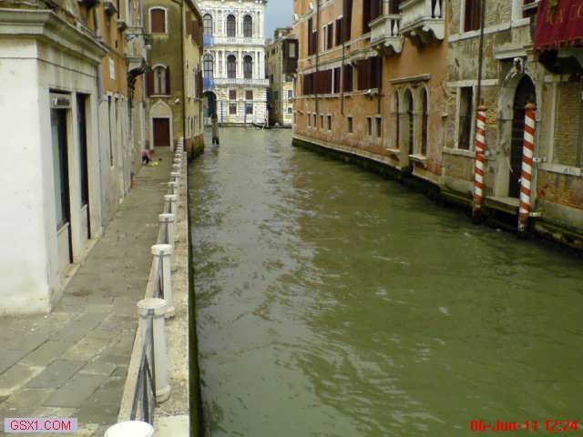 aVenice-Canal.jpg