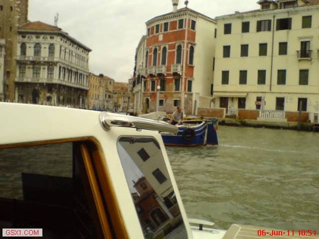 canal-grande-from-the-water.jpg
